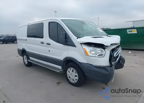 2018 Ford Transit-250 z USA, uszkodzony, nr VIN 1FTYR1YM6JKB32613